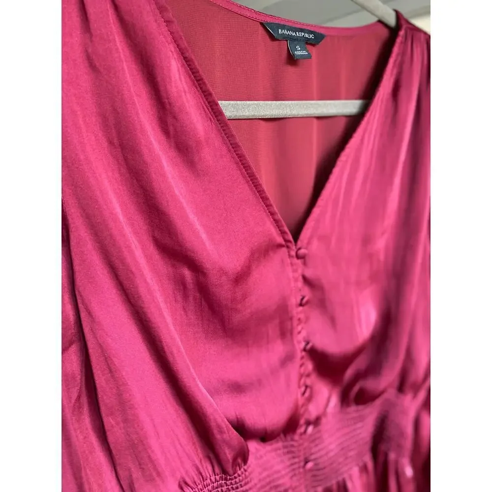 Banana Republic Satin Peplum Blouse Smocked Feminine Quiet Luxury Glam Parisian